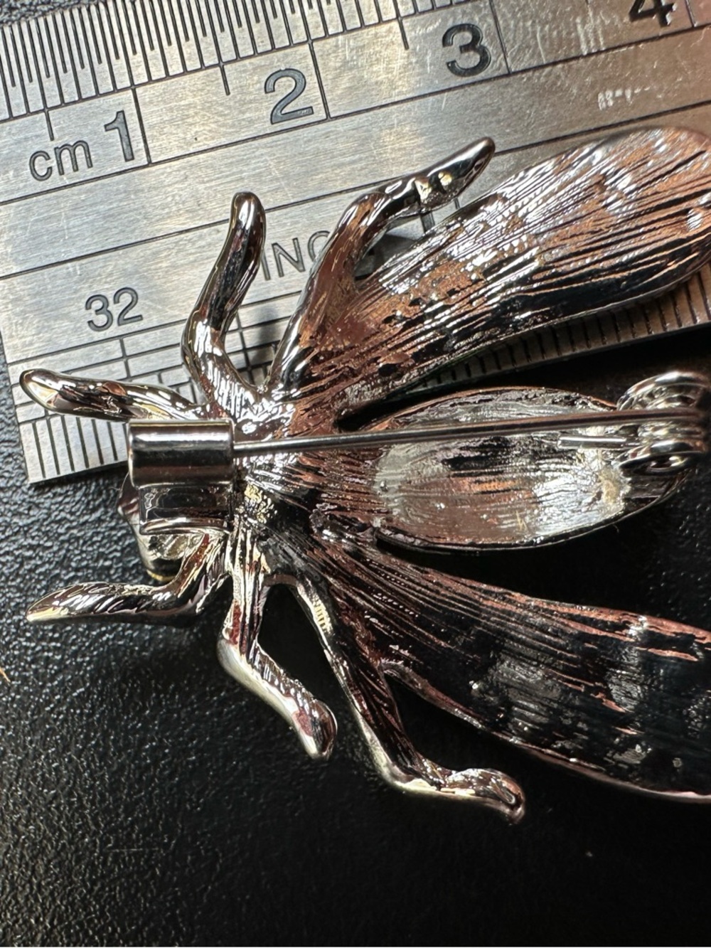 Orange & Green Enamel Bee Brooch - Picture 6 of 7